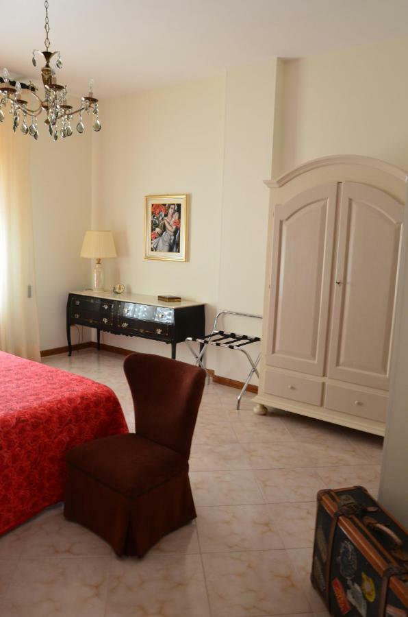 Casa Fedora Apartment Lecce Bagian luar foto