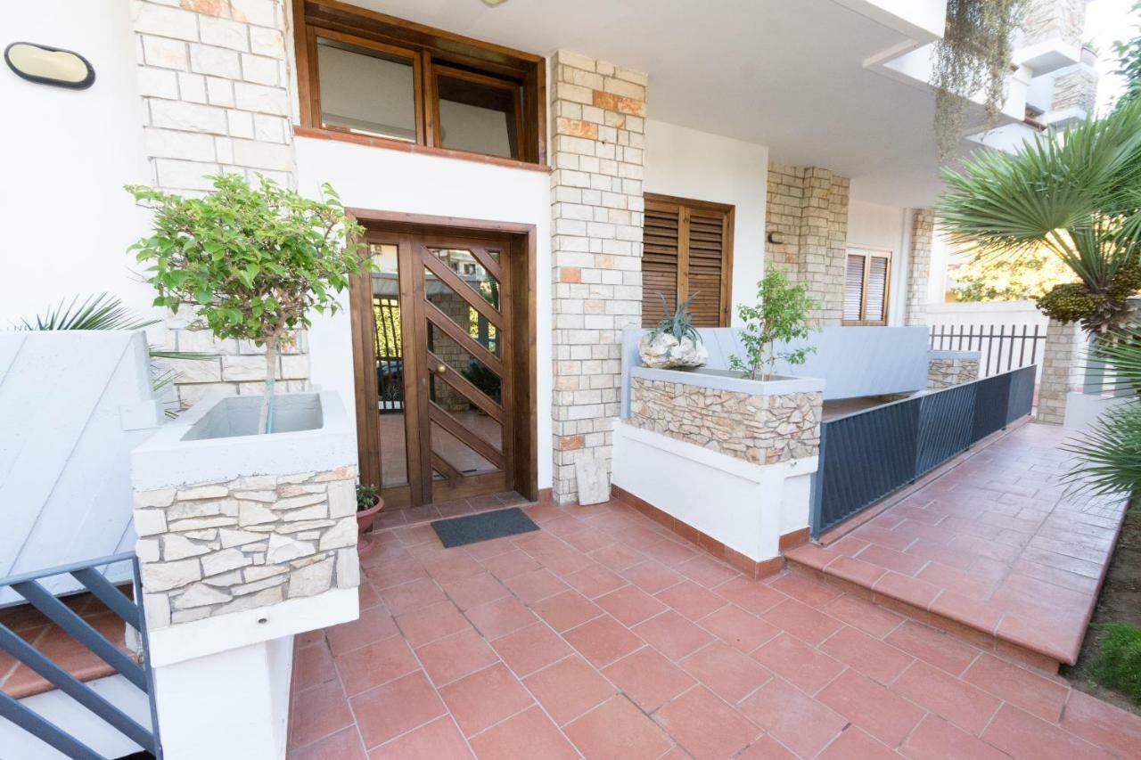 Casa Fedora Apartment Lecce Bagian luar foto